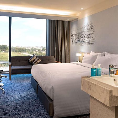 פאתום טאני Novotel Bangkok Future Park Rangsit מראה חיצוני תמונה